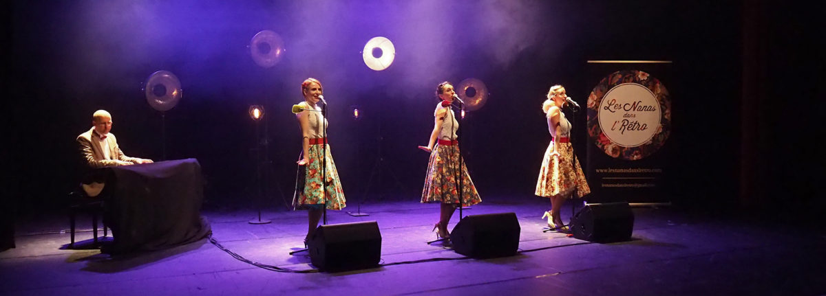 Photo groupe de chanson féminin en spectacle