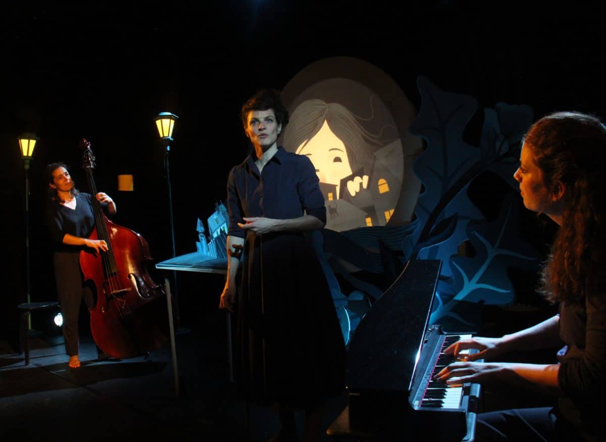 Bleu Nuit photo ensemble de la compagnie